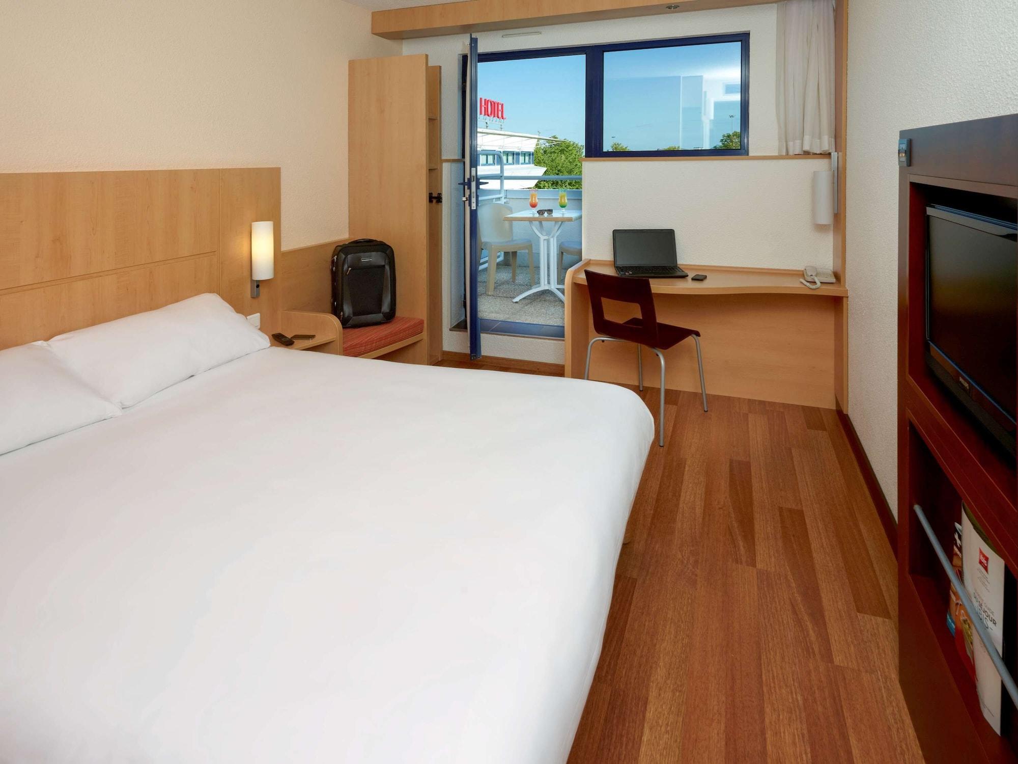 Hotel Ibis Site Du Futuroscope Chasseneuil-du-Poitou Exteriér fotografie